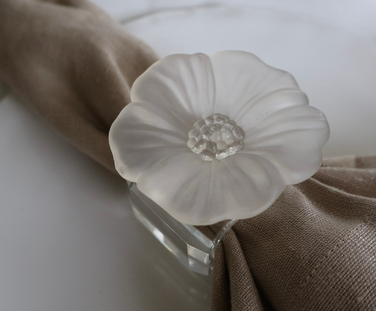 Daisy Crystal Napkin Ring / Set of 4