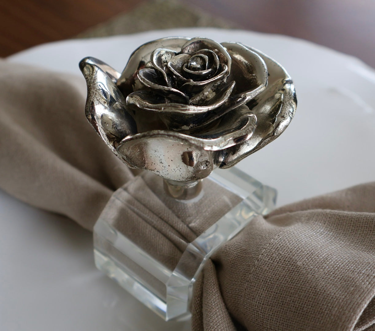 Silver Rose Crystal Napkin Ring / Set of 4