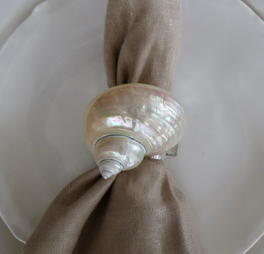 Pearl Turbo Crystal Napkin Ring / Set of 4