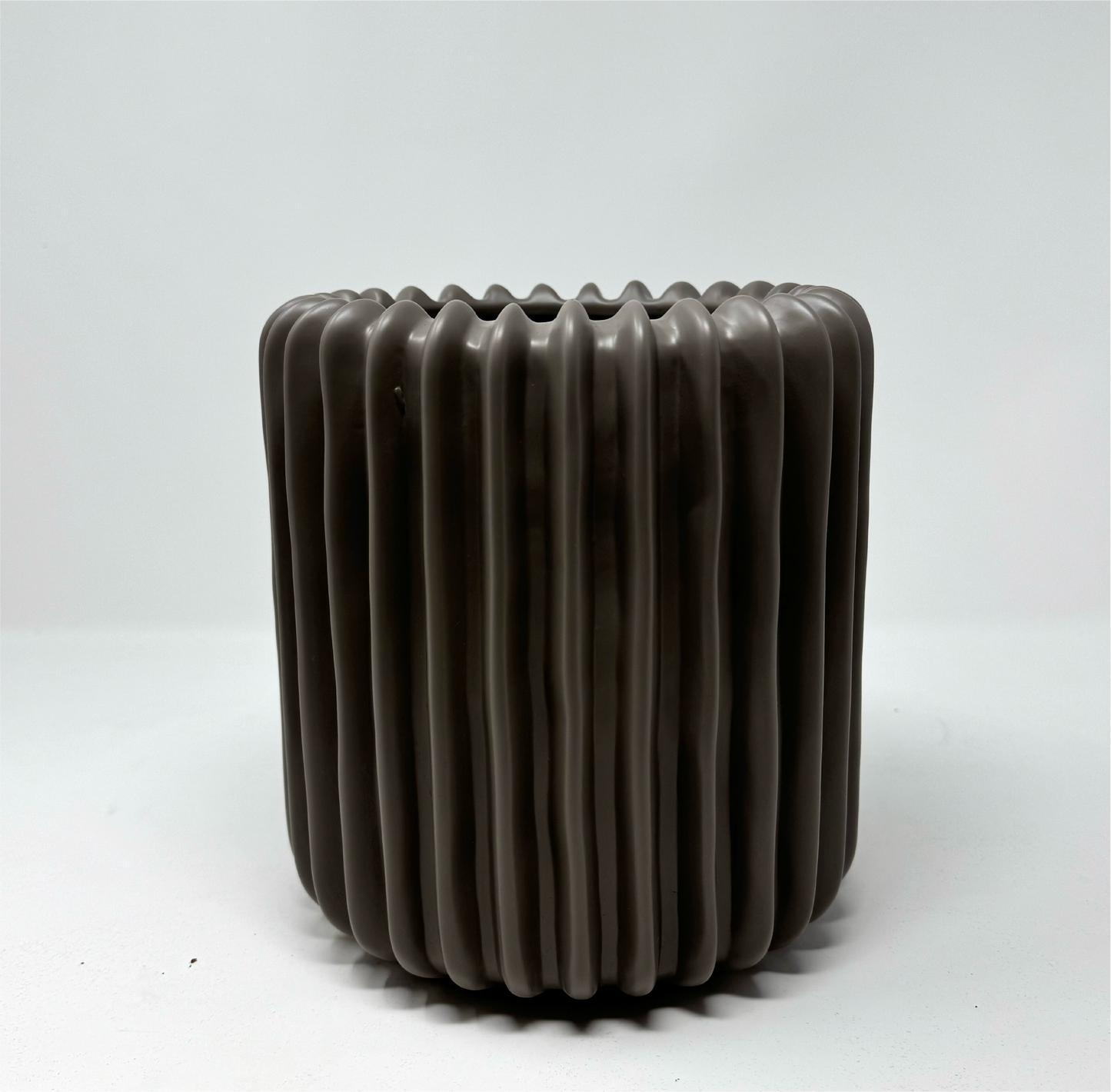 Frisee Vase Collection